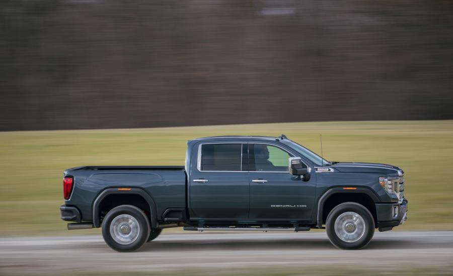  GMC Sierra 2500 HD Denali Crew Cab 2019 года  (фото 29 из 40)